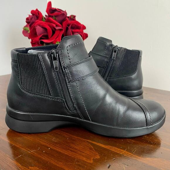 Clarks Women's Collection Black Leather Ellowyn Strap Boots Size 6 New - Picture 8 of 13